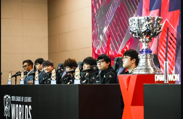 关于Ming官方宣布战术调整新规,DWG引发争议!比赛高潮迭起的信息 关于Ming官方宣布战术调整新规,DWG引发争议!比赛高潮迭起的信息