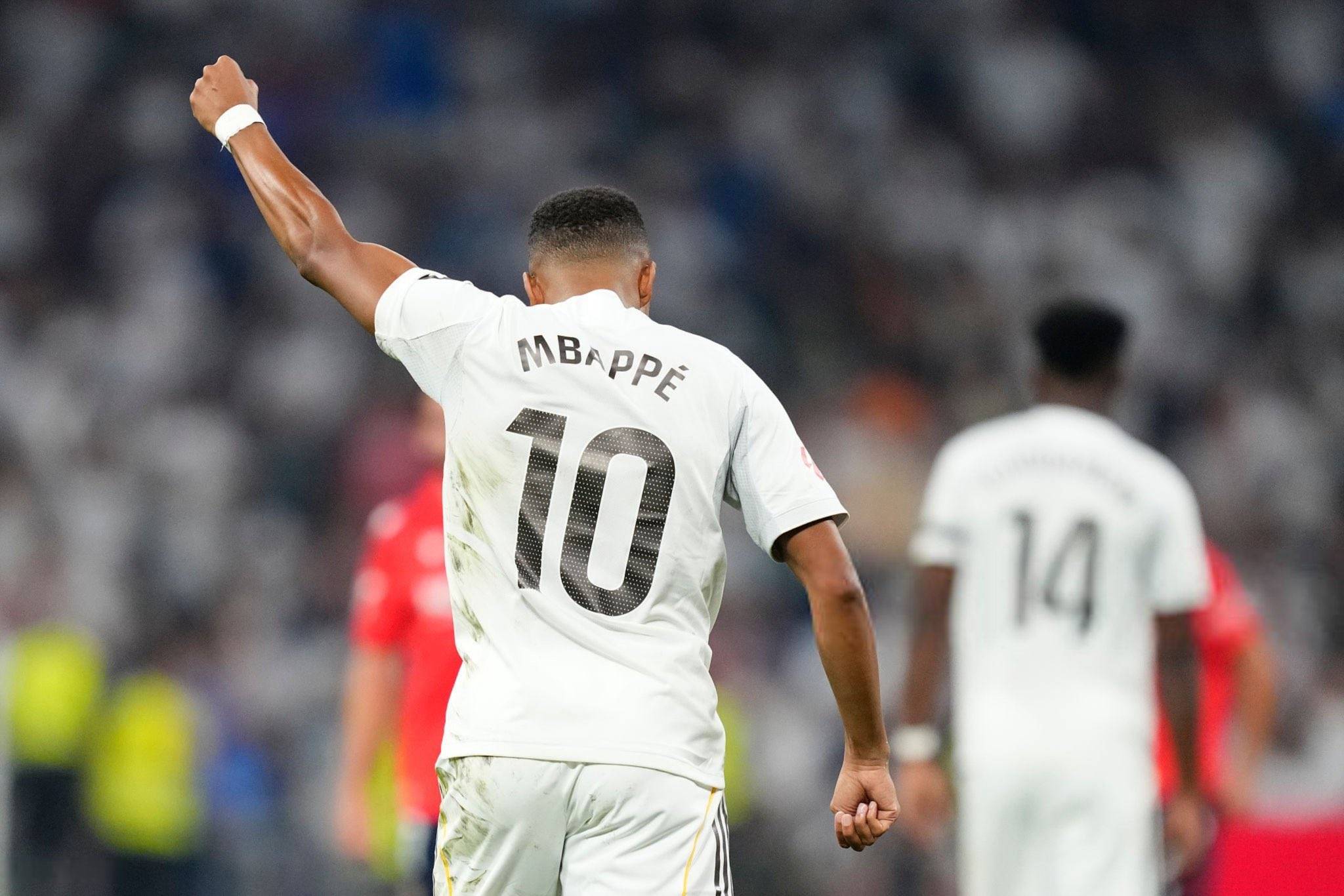 关于切尔西引发争议!,姆巴佩官方宣布大比分获胜新规赢得满堂喝彩的信息 关于切尔西引发争议!,姆巴佩官方宣布大比分获胜新规赢得满堂喝彩的信息